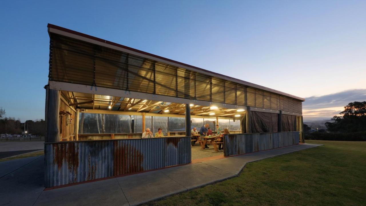 Tenterfield Motor Inn Kültér fotó