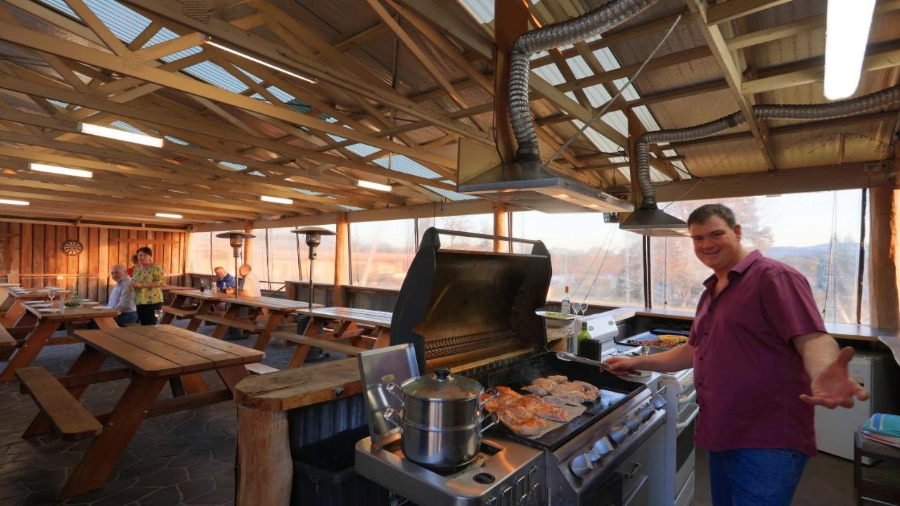 Tenterfield Motor Inn Kültér fotó