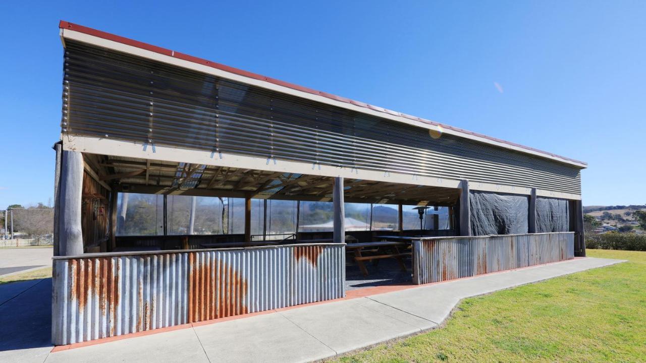 Tenterfield Motor Inn Kültér fotó